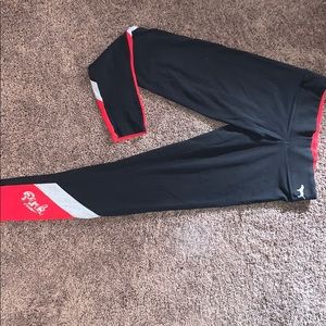 PINK Victoria’s Secret leggings